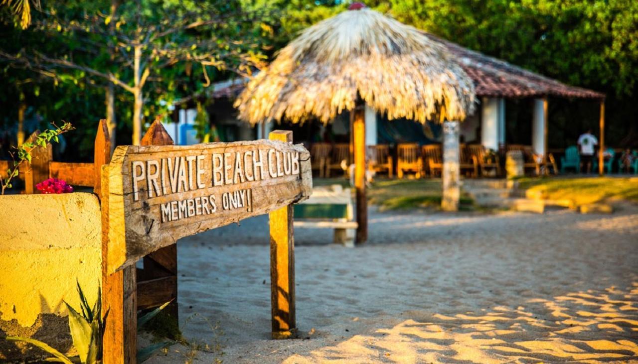Villas Iguana A-13 Beachfront Condo エクステリア 写真